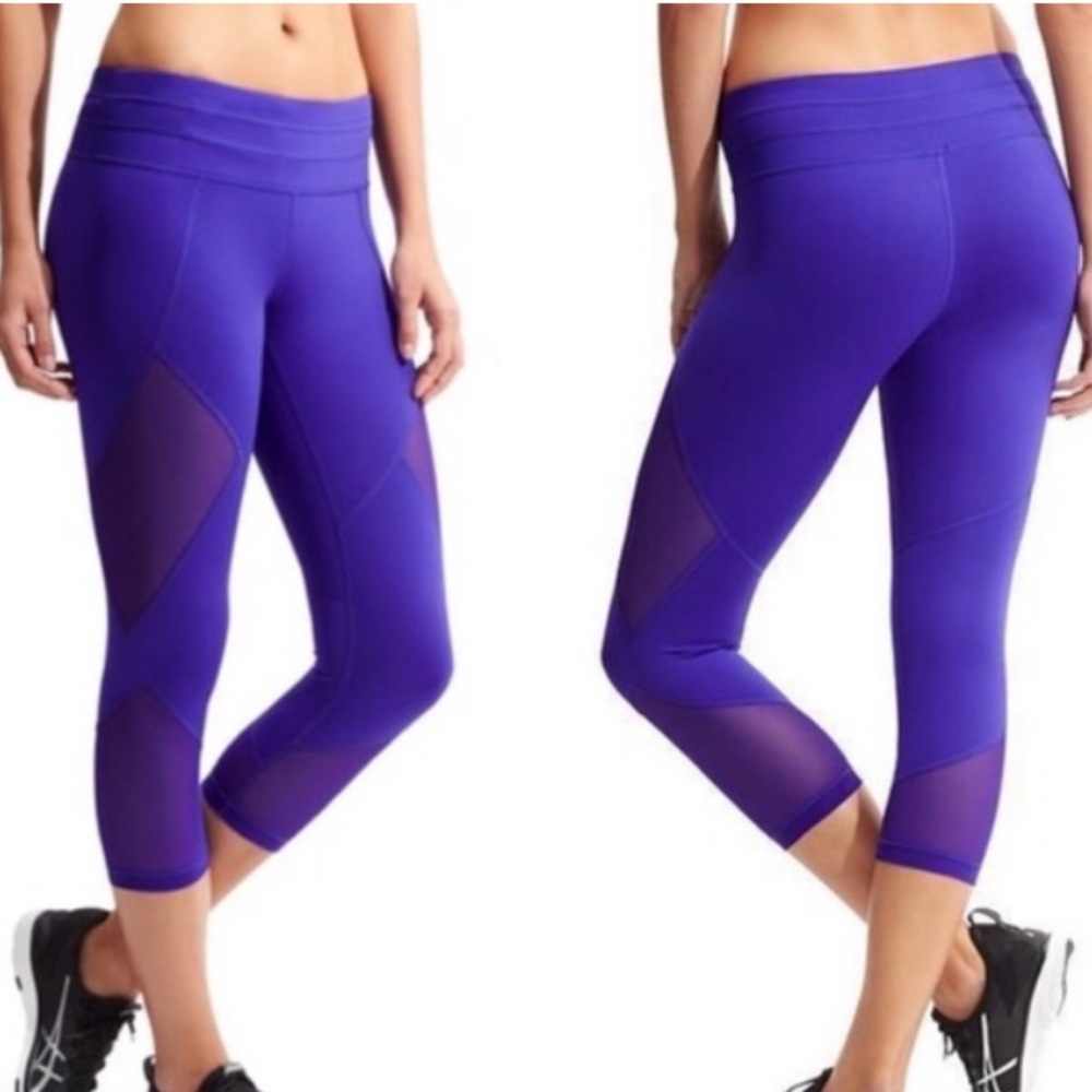ATHLETA ROYAL PURPLE CROPPED LEGGINGS